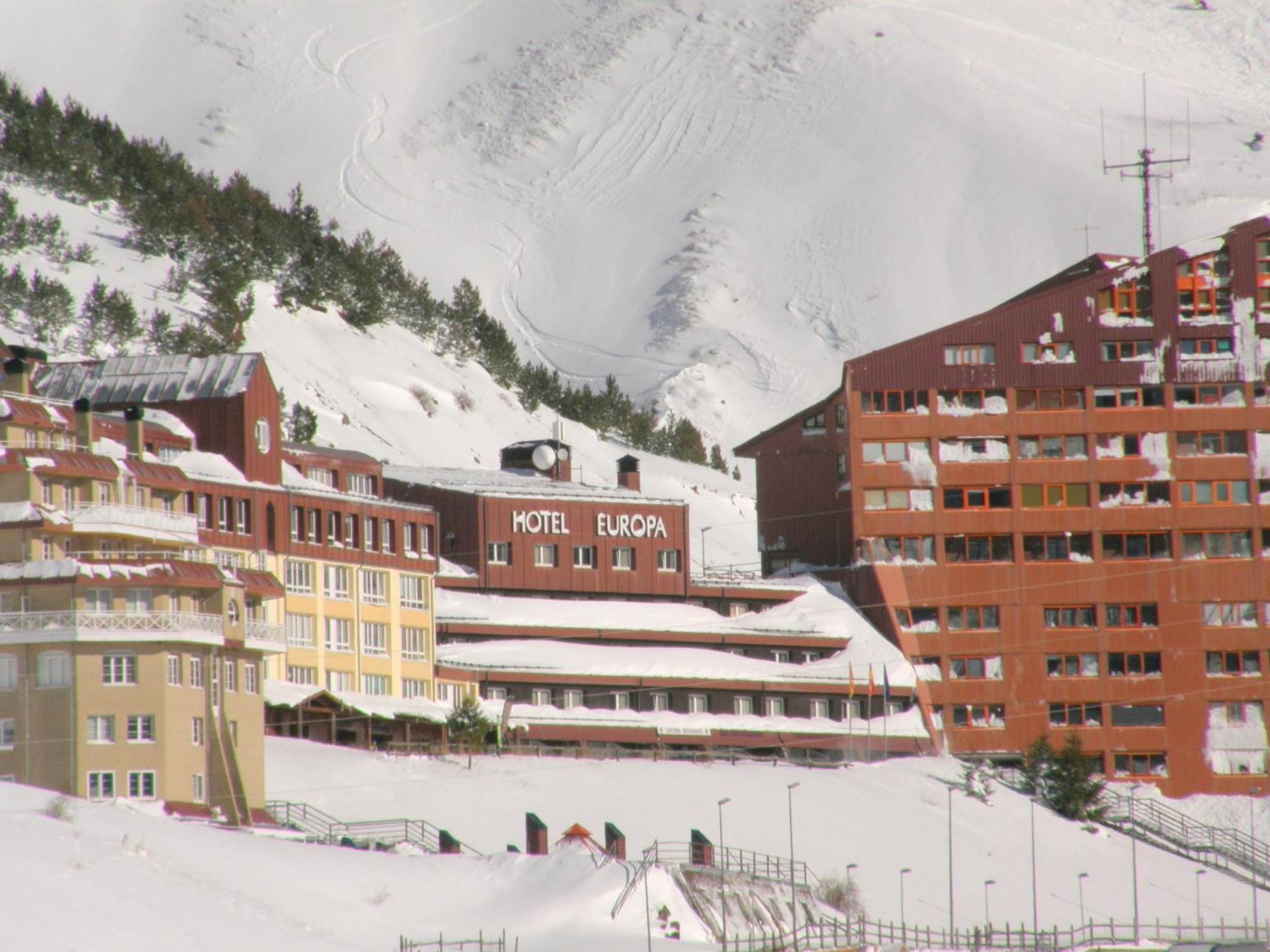 Hotel Europa Astún Esterno foto